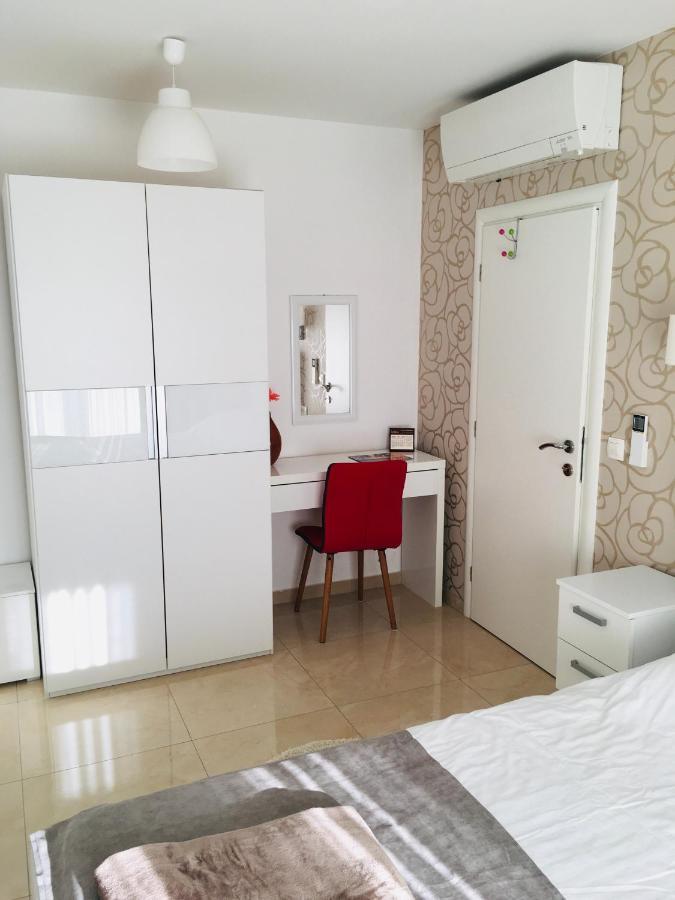Luxury Apartment Arta-2 With Heated Pool And Jacuzzi Бибине Екстериор снимка