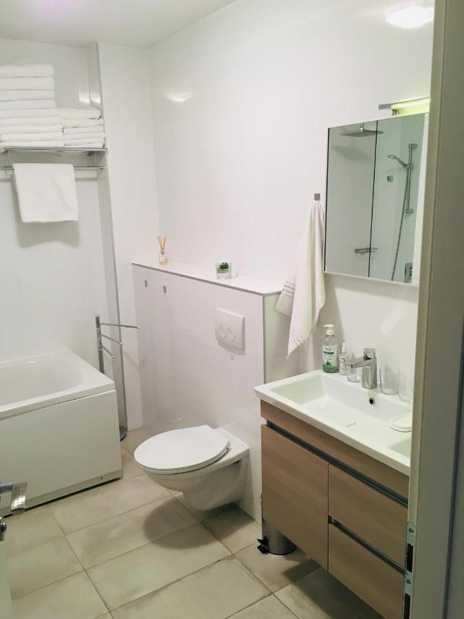 Luxury Apartment Arta-2 With Heated Pool And Jacuzzi Бибине Екстериор снимка